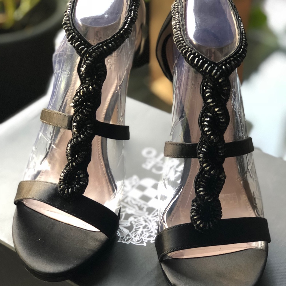 Vince Camuto black satin strap heels blk beading